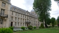 L ancien Hopital du Val de Grace  sur la droite la belle eglise du Val de Grace  Le nouvel hopital fait face a l ancien .